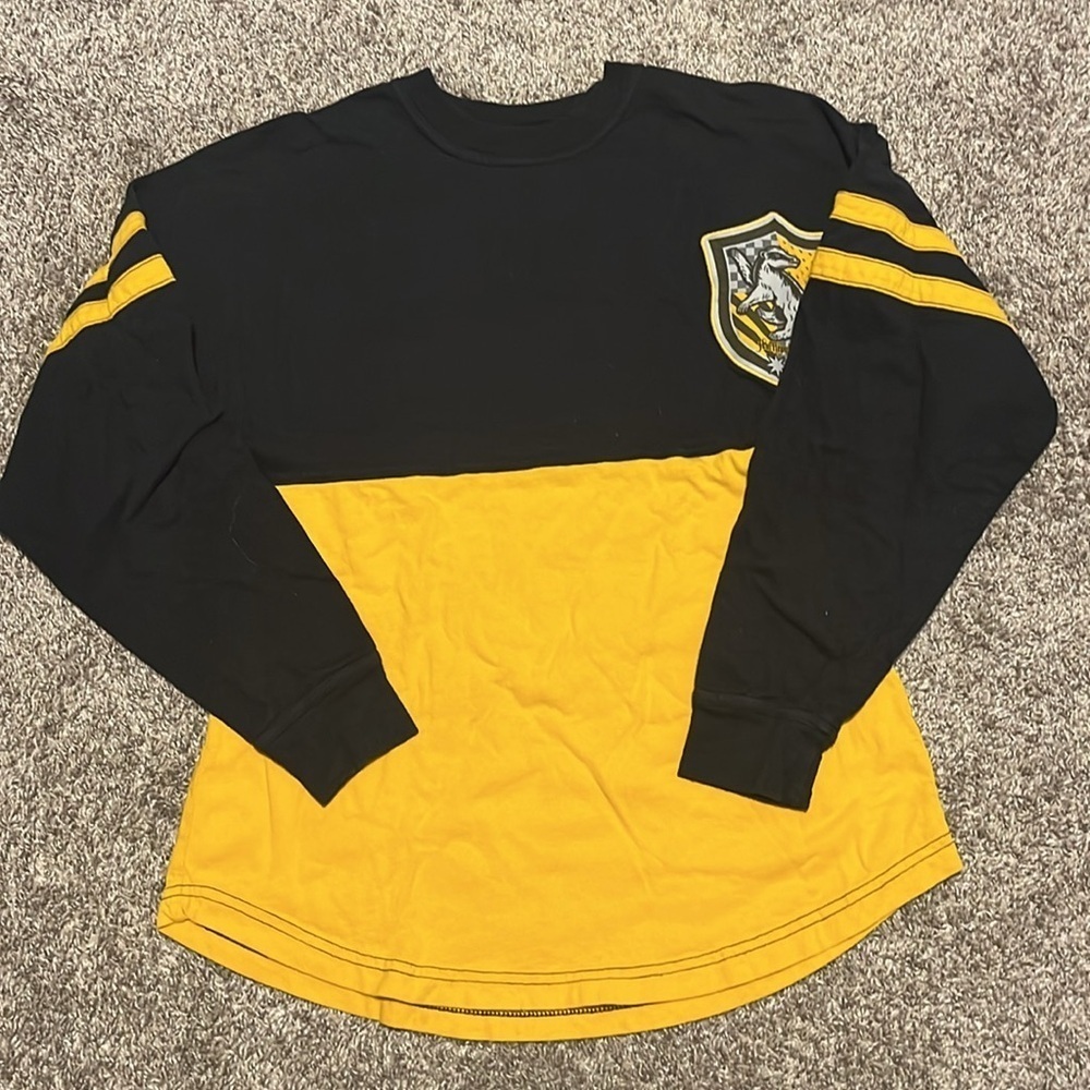 Harry Potter Universal Studios Hufflepuff Long Sleeve Crew‎ Neck T-Shirt Size XS